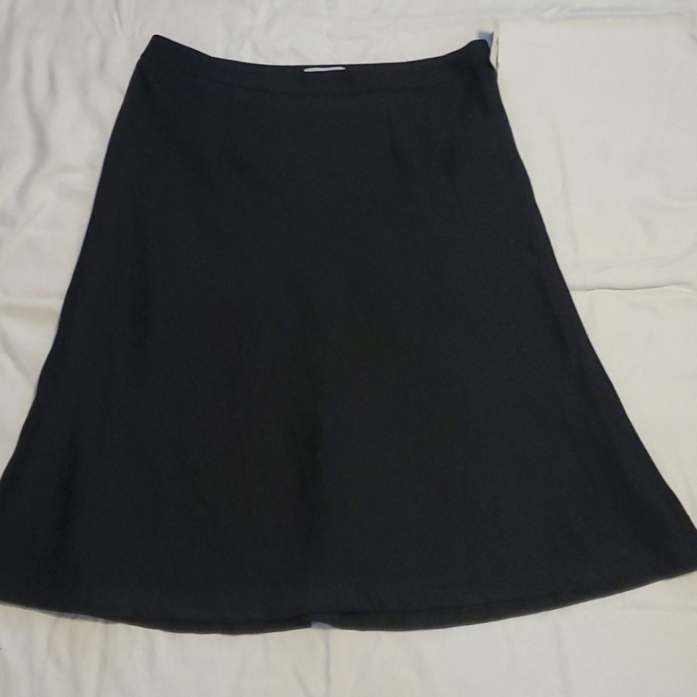 Jaclyn Smith size 14 black skirt